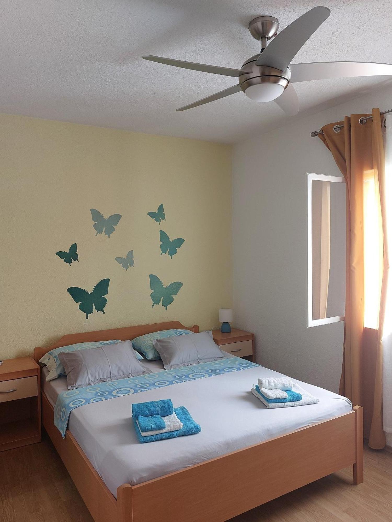 Apartments With A Parking Space Postira, Brac - 2911 Exterior foto